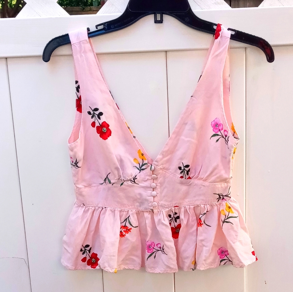 Forever 21 baby pink top